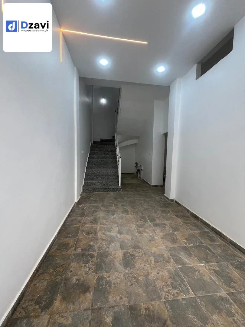 Villas À vendre à 9 BLIDA superficie 175 m2