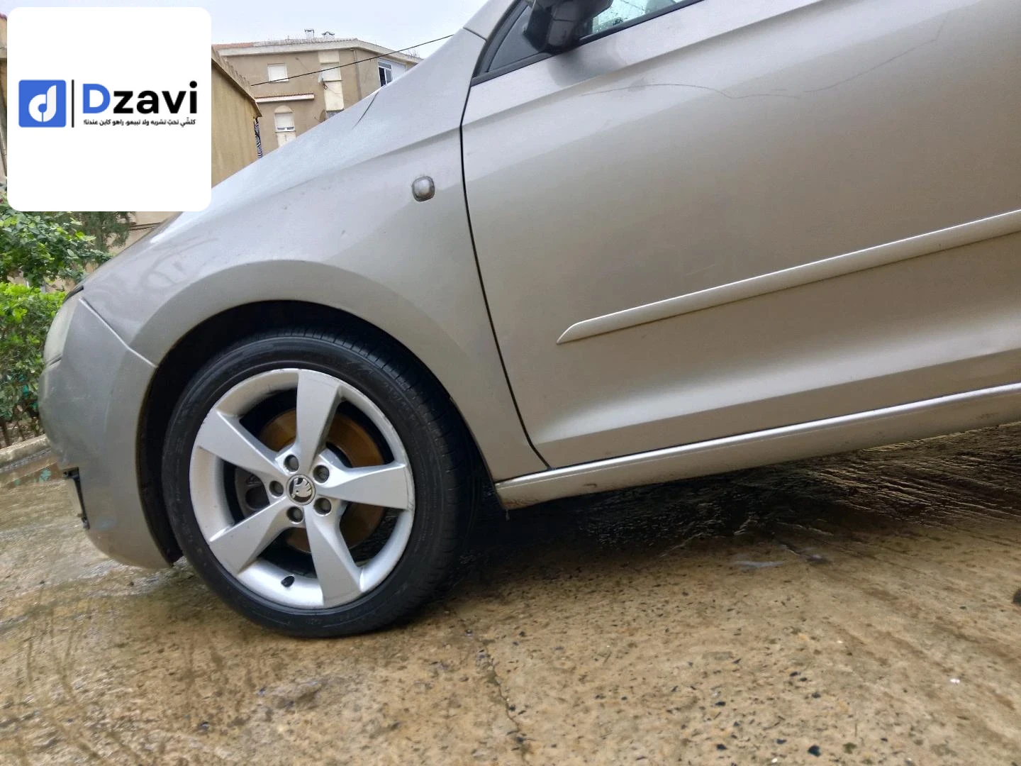 Voitures Skoda à 42 TIPAZA