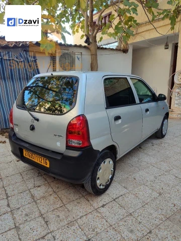 Voitures Suzuki à 16 ALGER