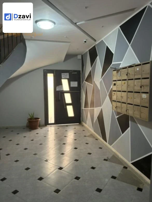 Magasins À vendre à 31 ORAN superficie 85 m2