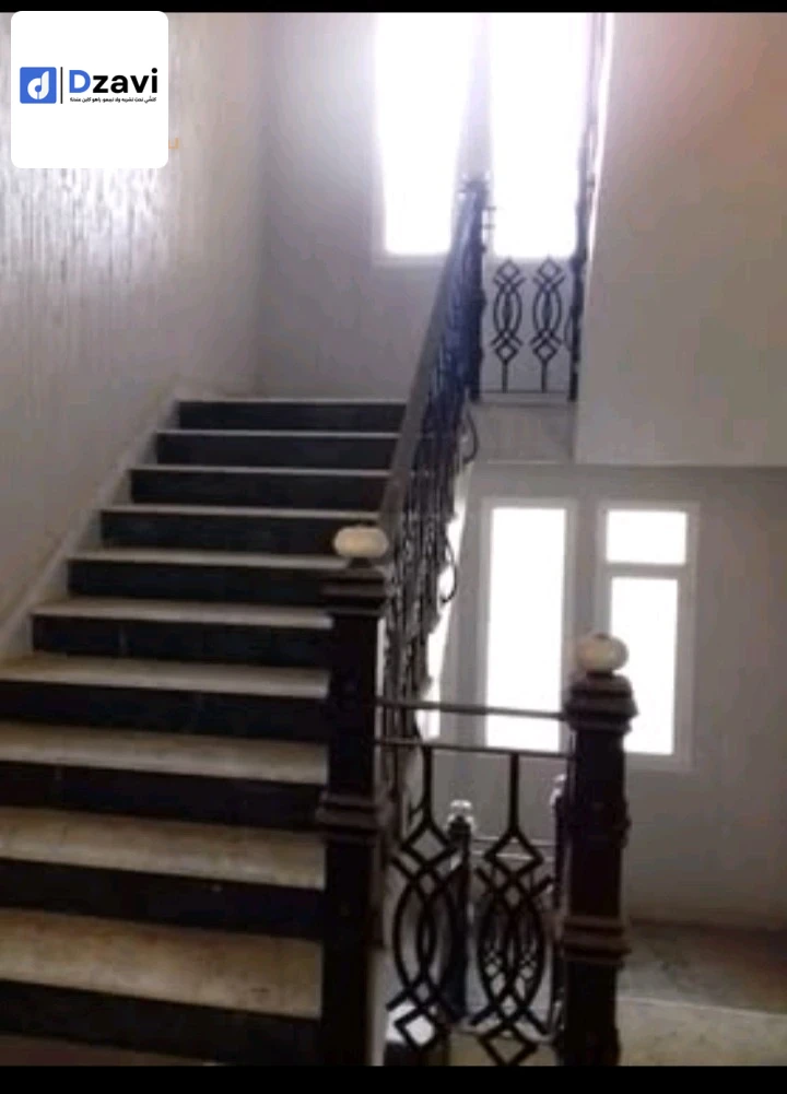 Bâtiments À vendre à 31 ORAN superficie 440 m2