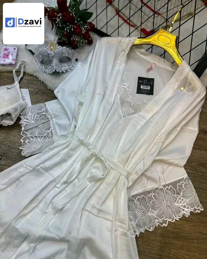 Vêtements de détente et vêtements de nuit à vendre à 25 CONSTANTINE