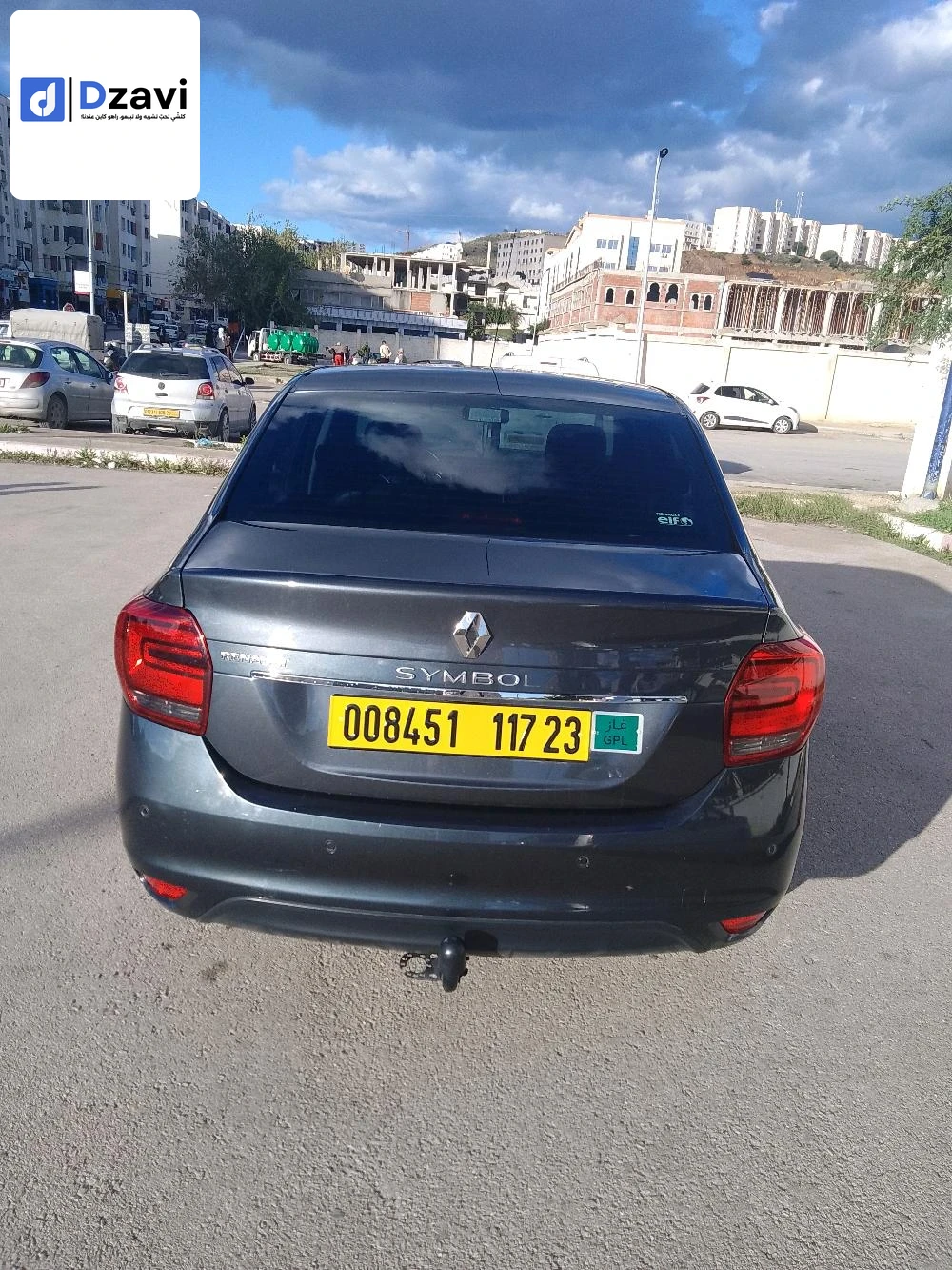 Voitures Renault à 23 ANNABA