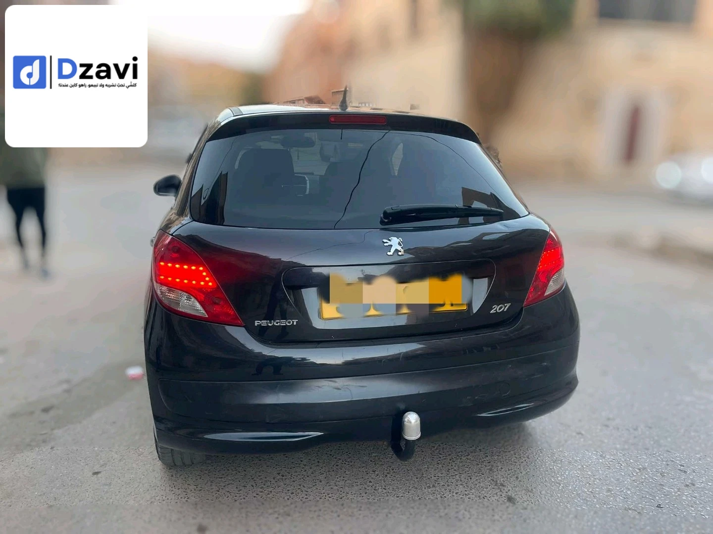 Voitures Peugeot à 13 TLEMCEN
