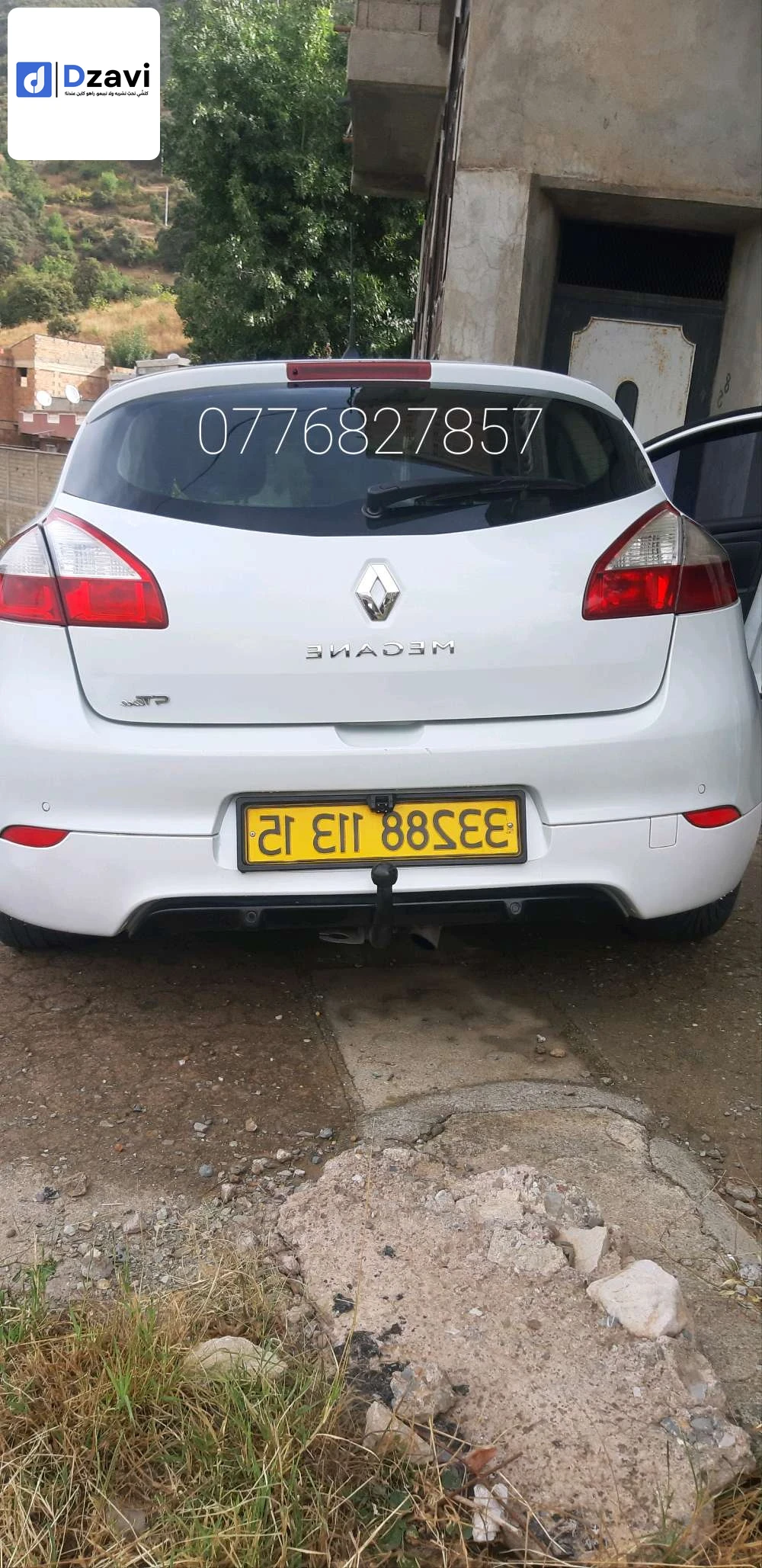 Voitures Renault à 15 TIZI OUZOU