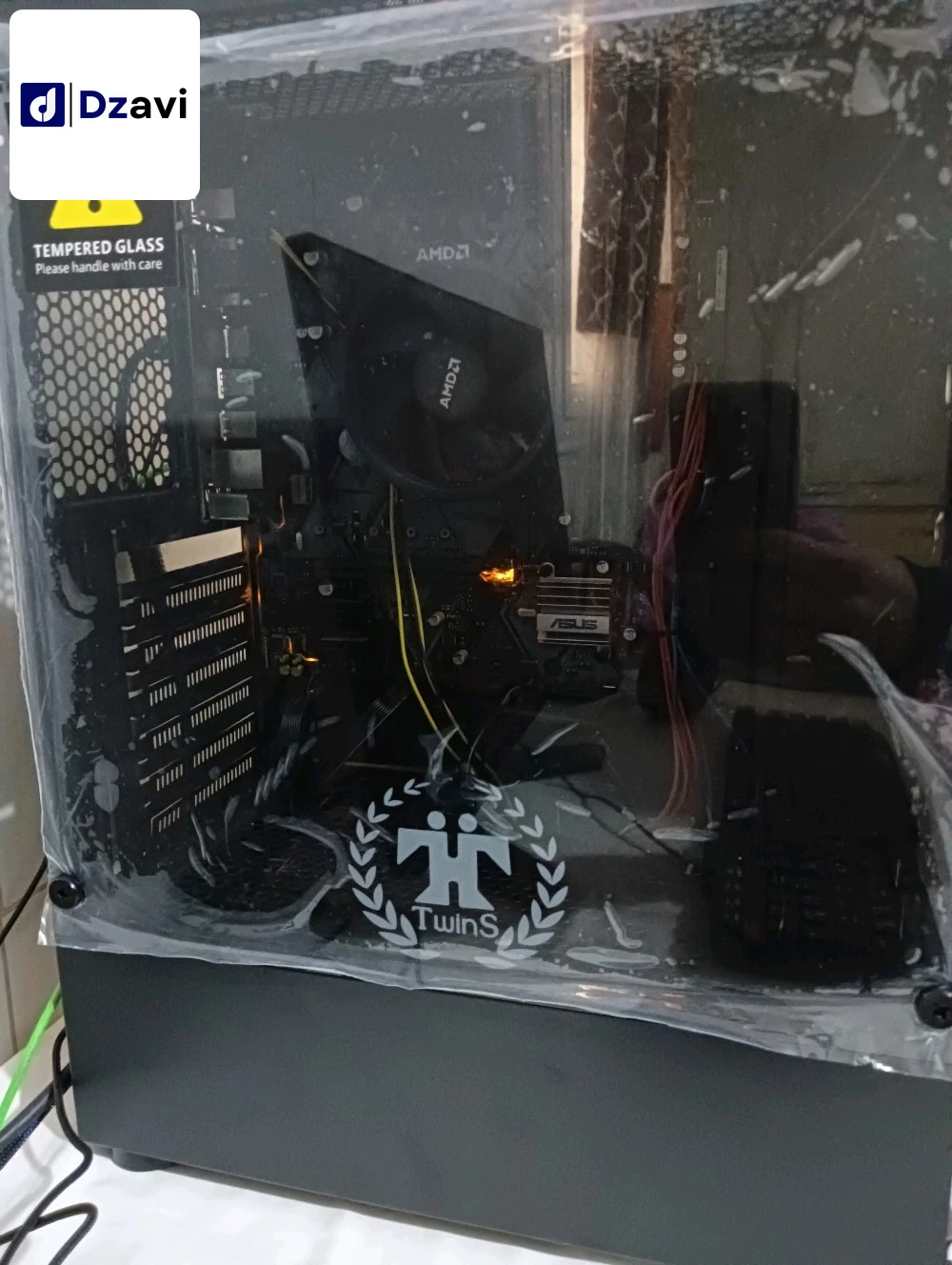 Pc gamer : توصيل متوفر لكل الولايات ???????????? -Écran acer 24 pouces .75hz display port. + 2 HDMI porte. 1080p + Haut-parleurs internes. -Boitier Twins 3 fan RGB -Carte mère asus B450m-A fiha 4 slot pour ram -Processeur Ryzen 3 2200g Vega 8 + fan -Ram 1