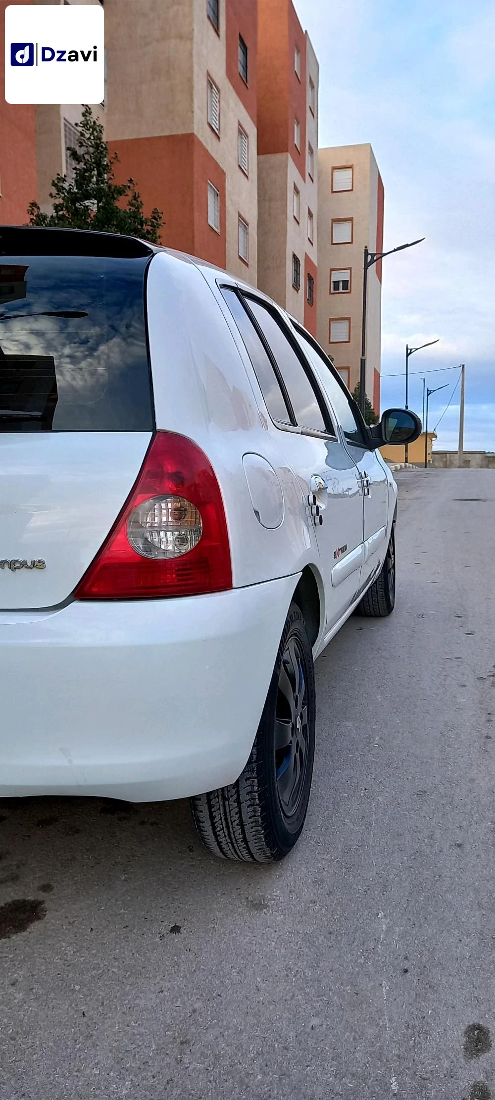 Renault À vendre à 43 MILA
