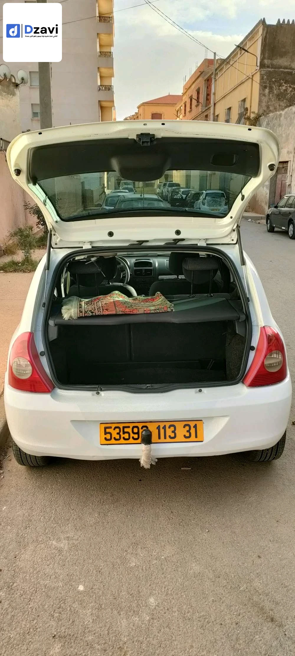 Voitures Renault à 29 MASCARA