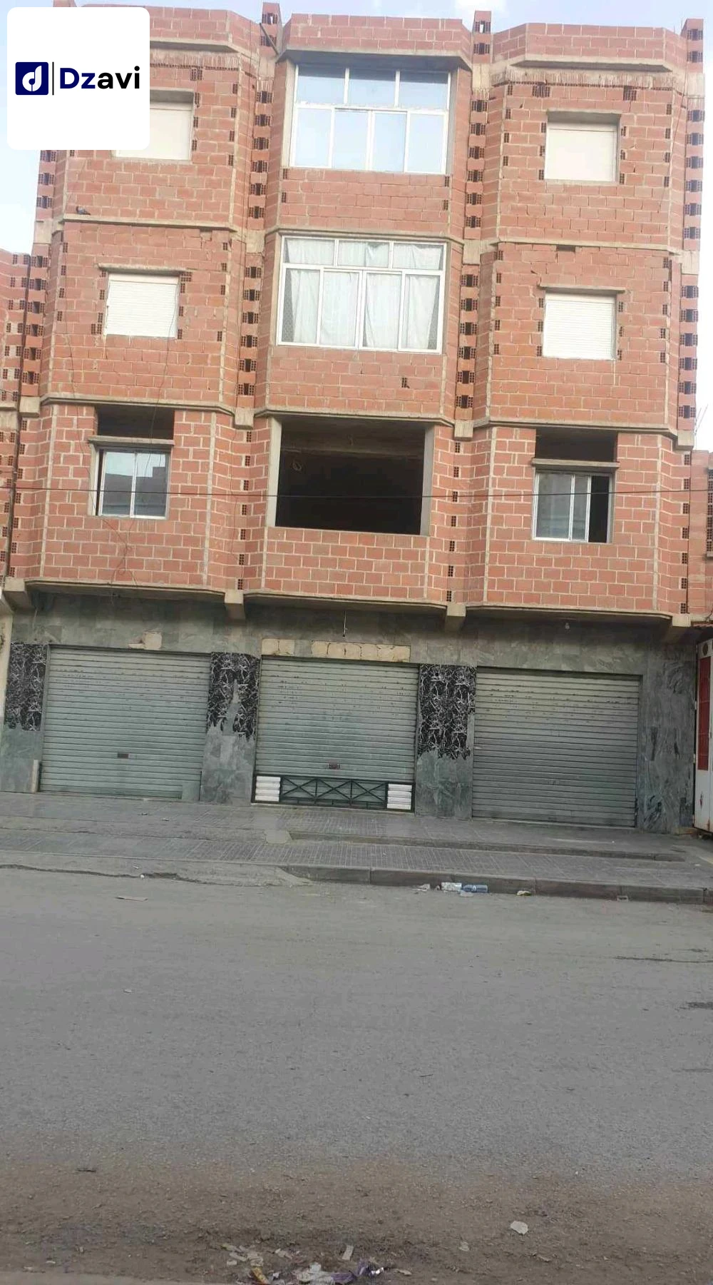 Villas À vendre à 25 CONSTANTINE
