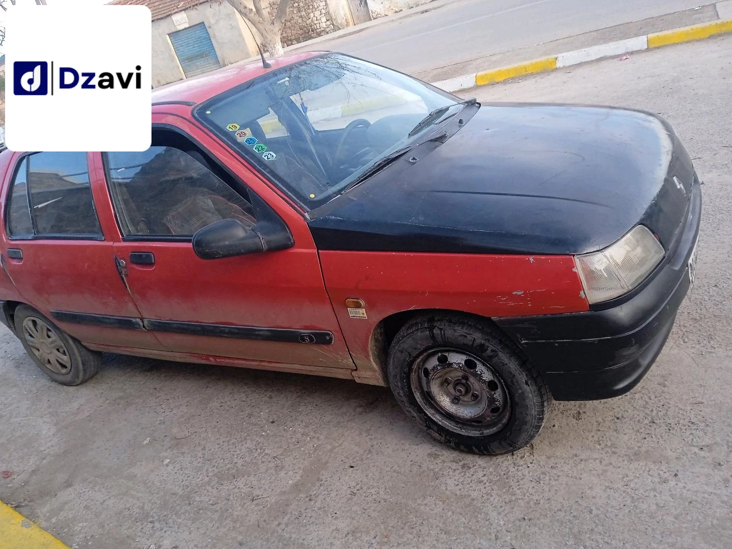 Renault À vendre à 26 MEDEA