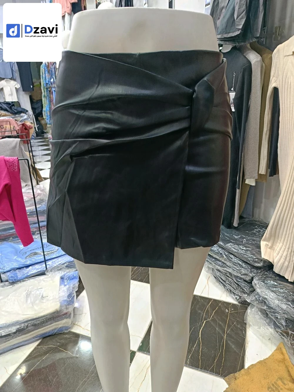 Vêtements de détente et vêtements de nuit à vendre à 16 ALGER