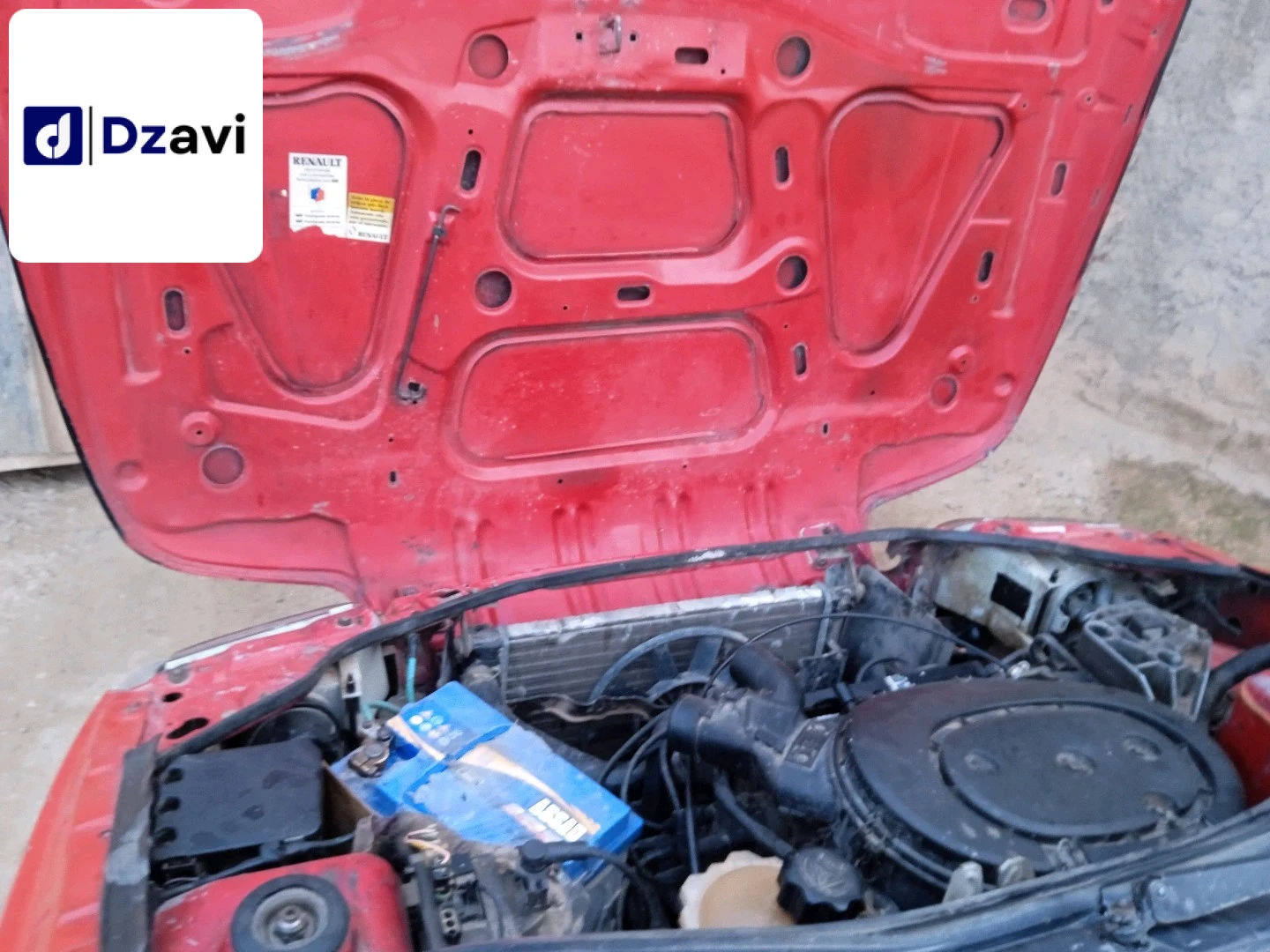 Renault À vendre à 26 MEDEA
