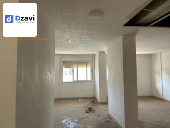 Magasins À vendre à 31 ORAN superficie 85 m2