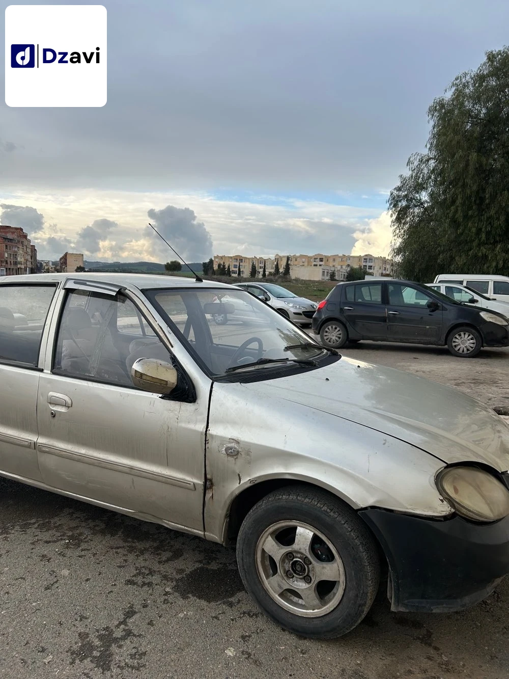 Hyundai À vendre à 10 BOUIRA