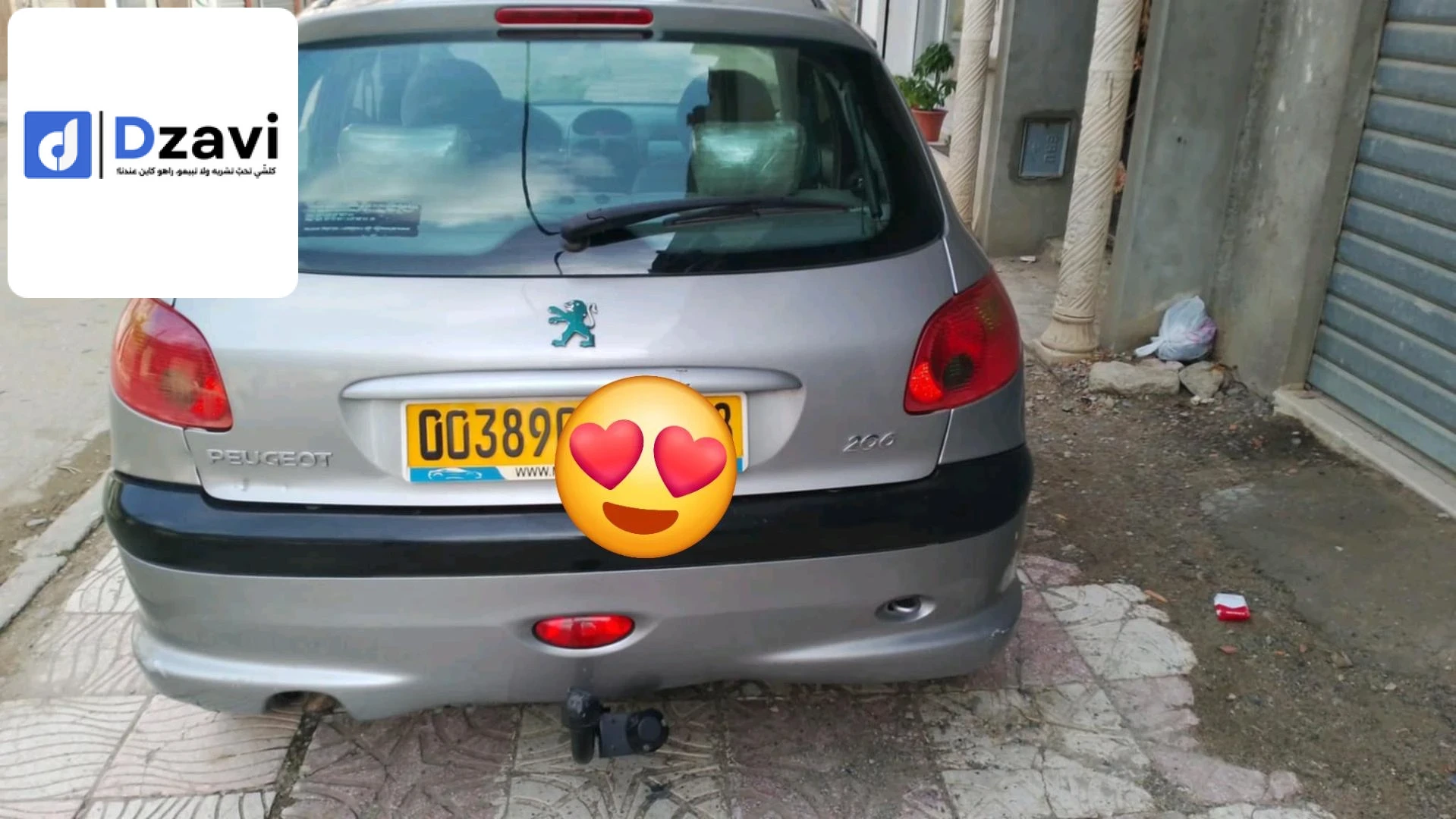 Voitures Peugeot à 18 JIJEL