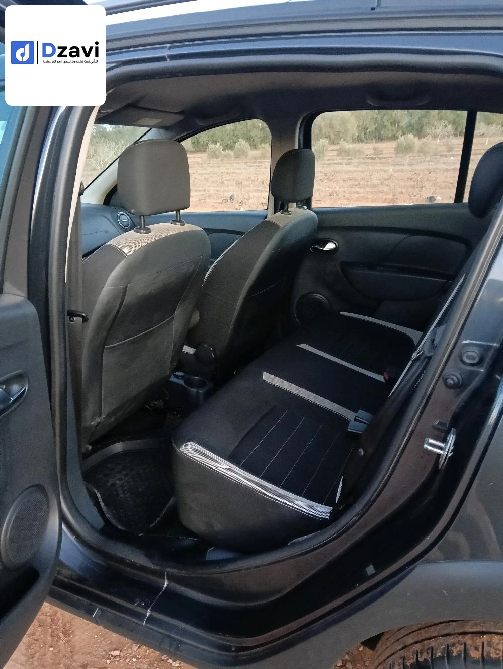 Voitures Dacia à 27 MOSTAGANEM