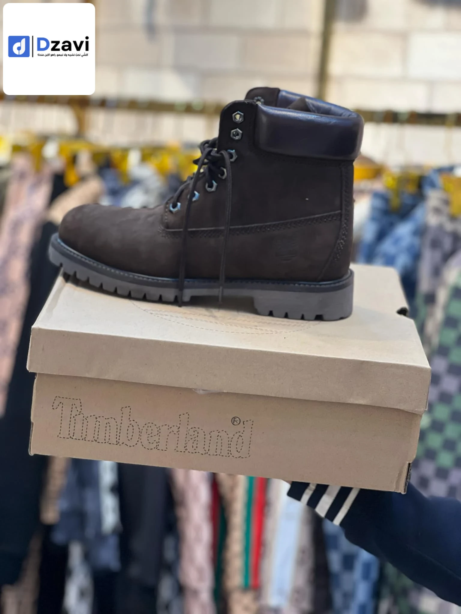 Chaussure à vendre à 31 ORAN