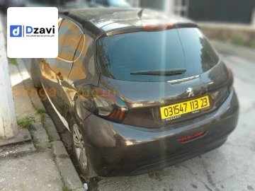 Voitures Peugeot à 23 ANNABA