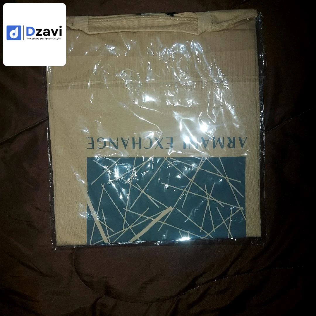 Hauts et T-shirts à vendre à 15 TIZI OUZOU
