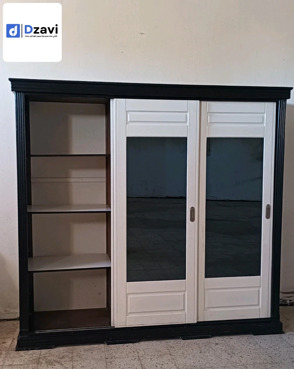 _ armoire 3 port collisant _ lit 2 place _ Coiffeuse _ 2 table de Nuit المكان وهران مسرغين 0795829108