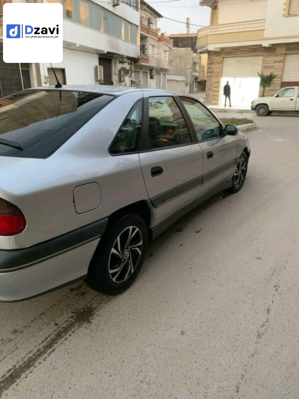 Voitures Renault à 5 BATNA
