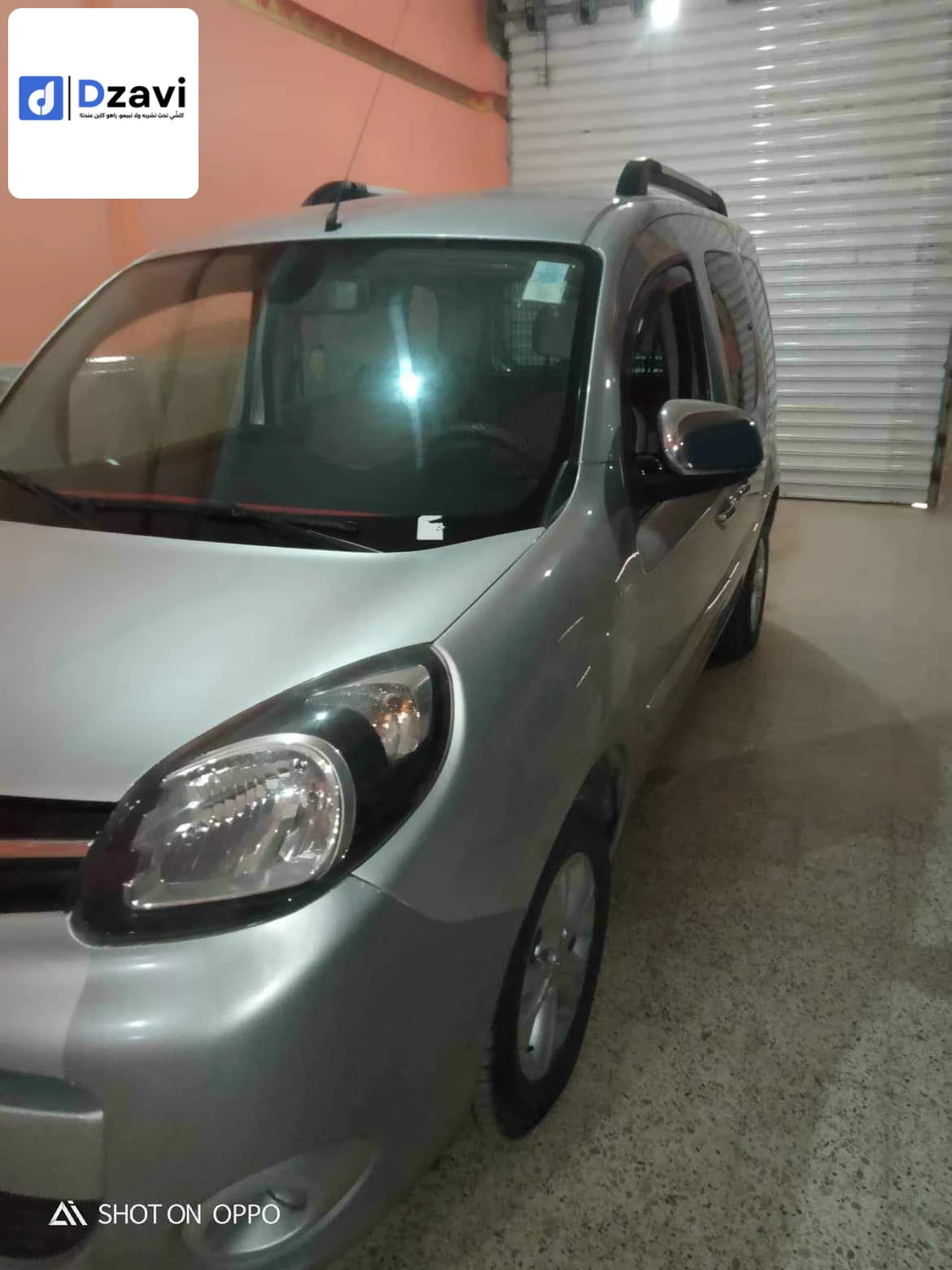 Voitures Renault à 48 RELIZANE