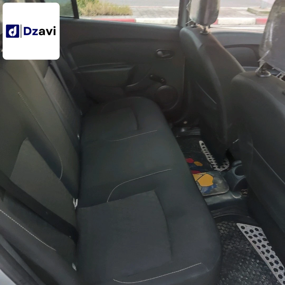 Dacia À vendre à 6 BEJAIA