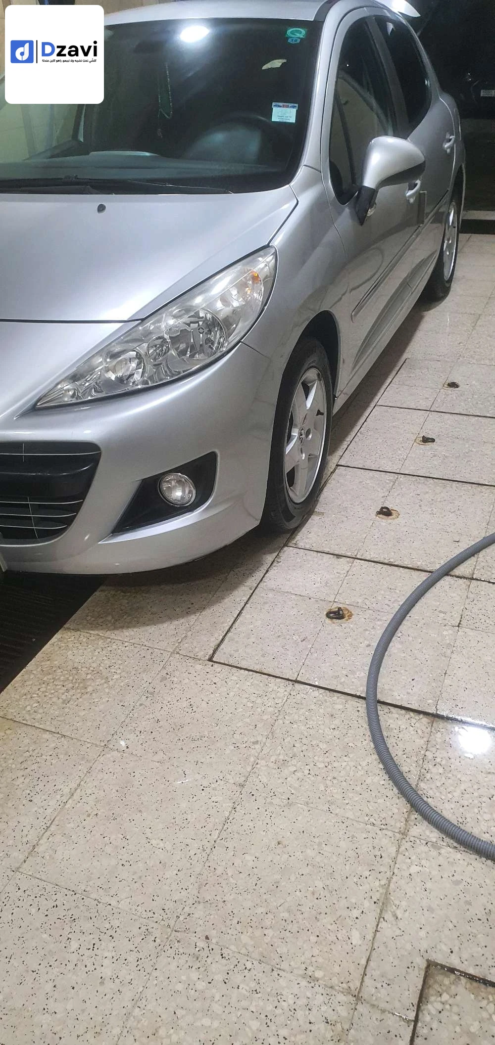 Voitures Peugeot à 19 SETIF