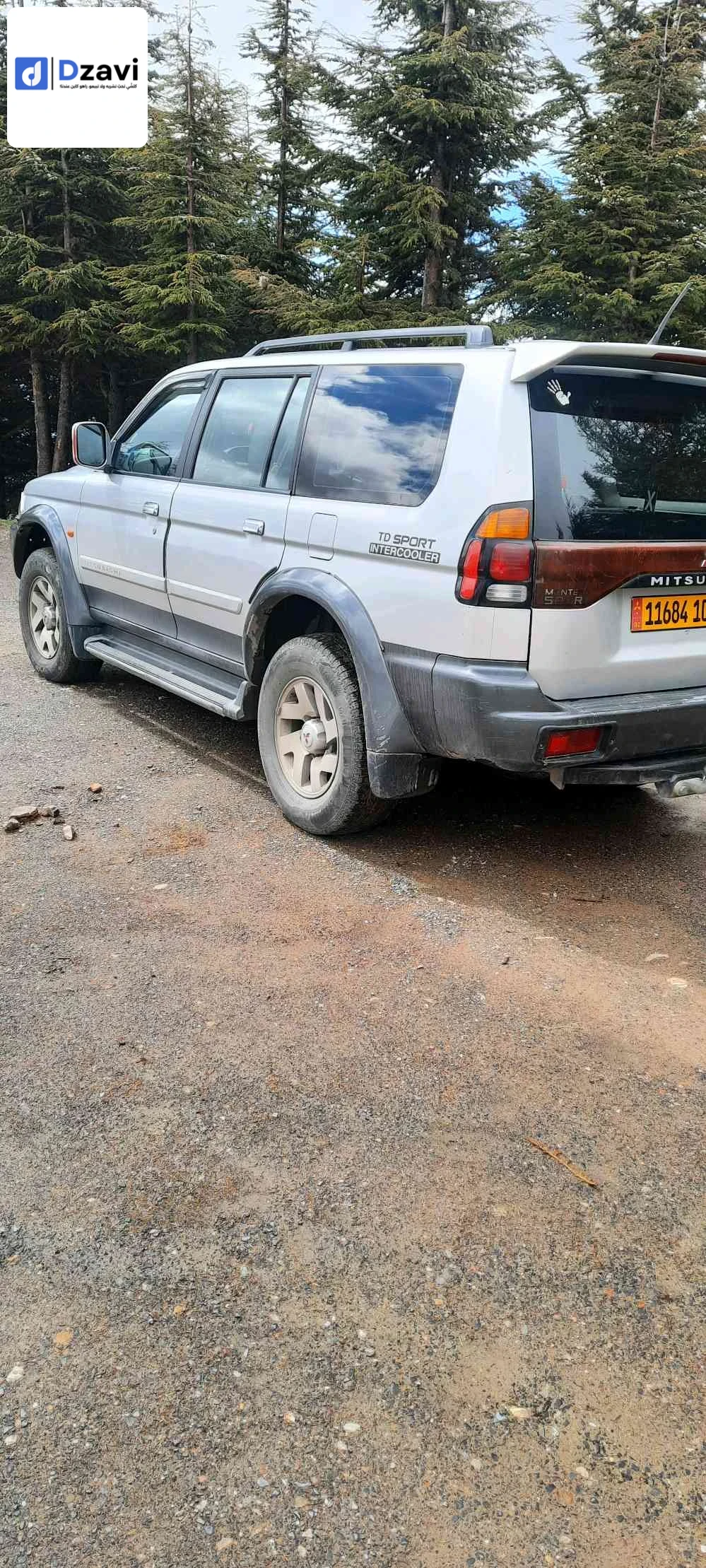 Voitures Mitsubishi à 15 TIZI OUZOU