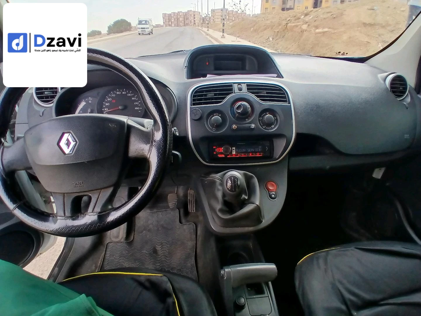 Voitures Renault à 20 SAIDA