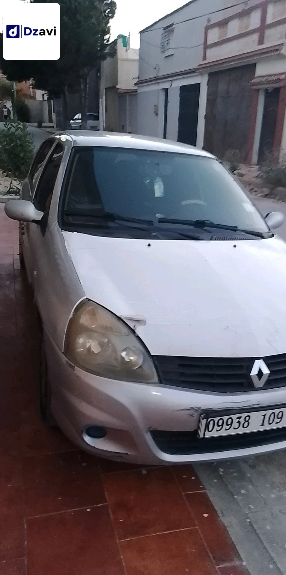 Renault Échange à 48 RELIZANE