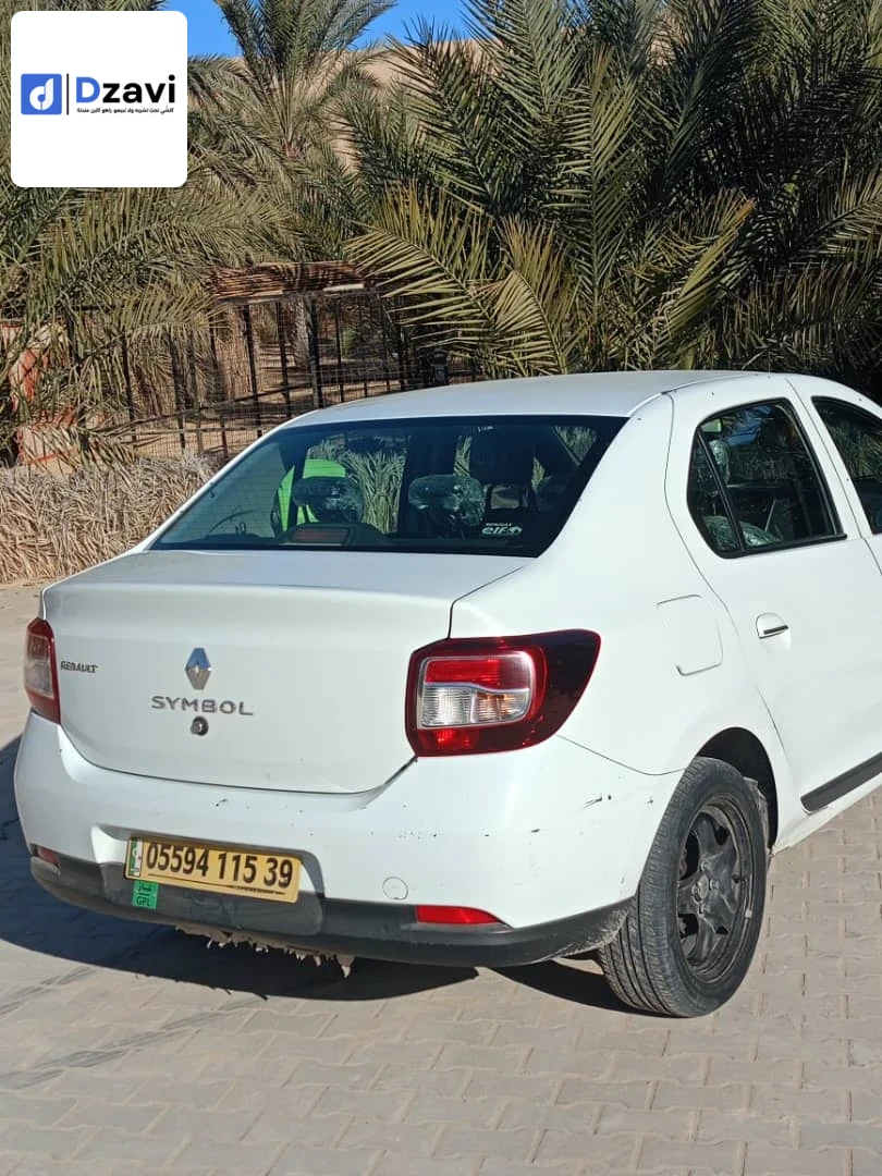 Voitures Renault à 39 EL OUED