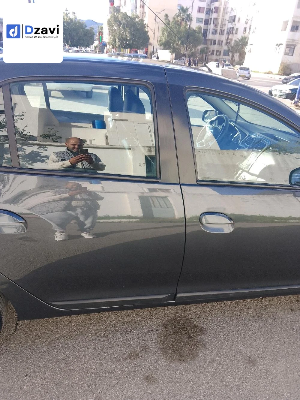 Voitures Renault à 23 ANNABA