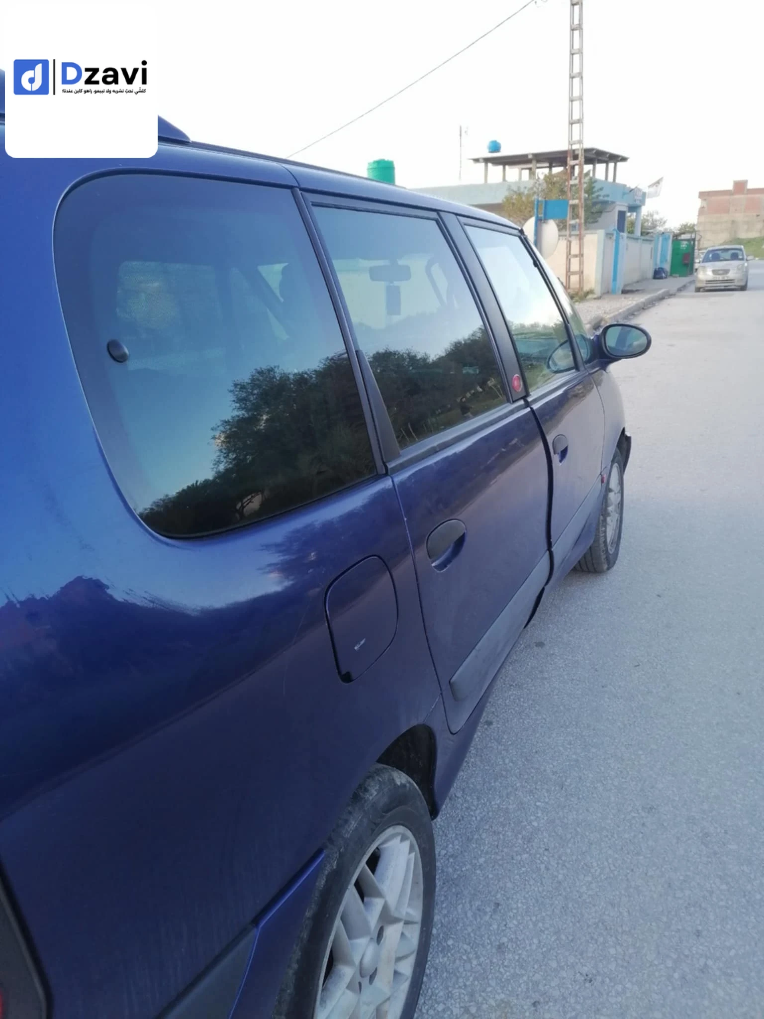 Voitures Renault à 16 ALGER