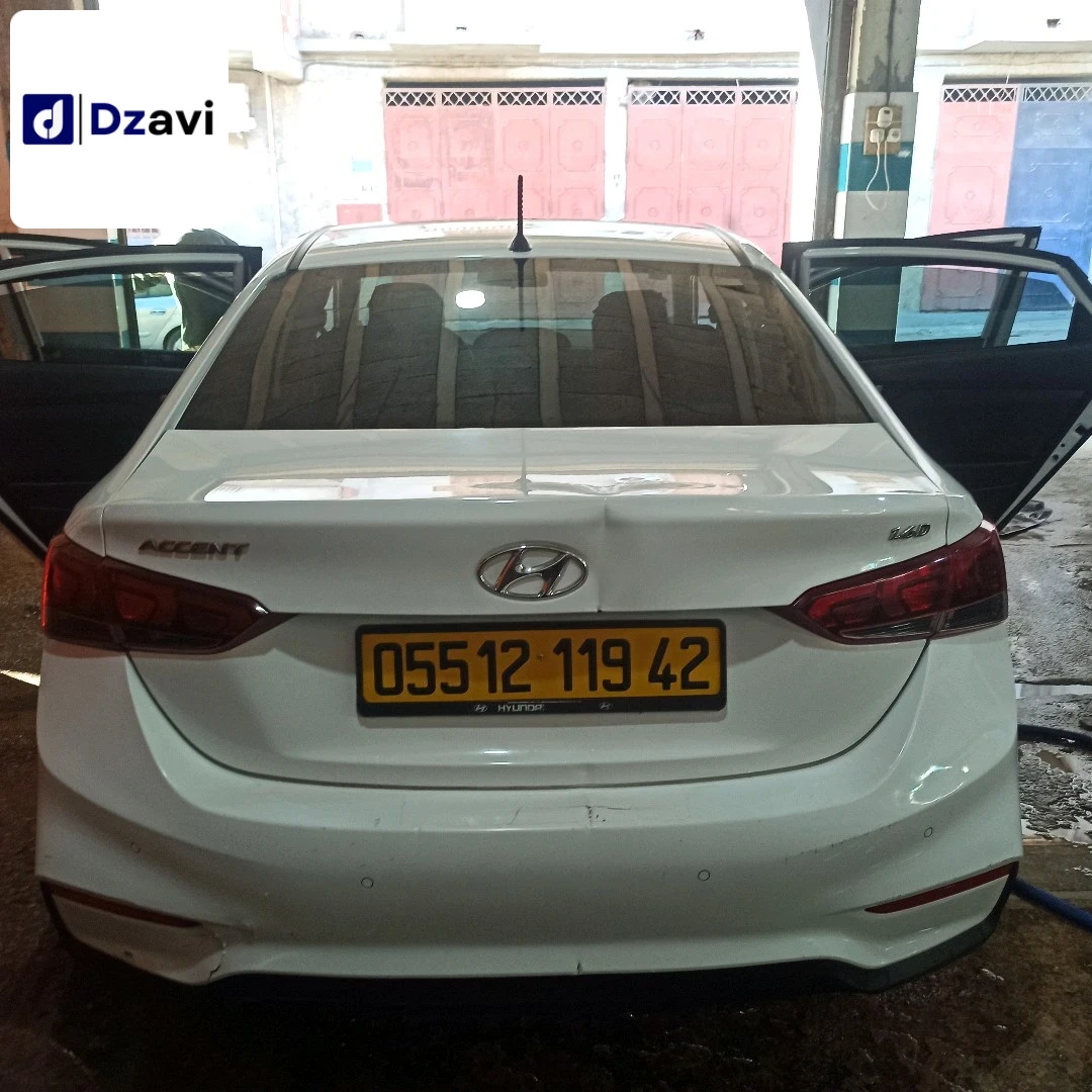 Hyundai À vendre à 42 TIPAZA
