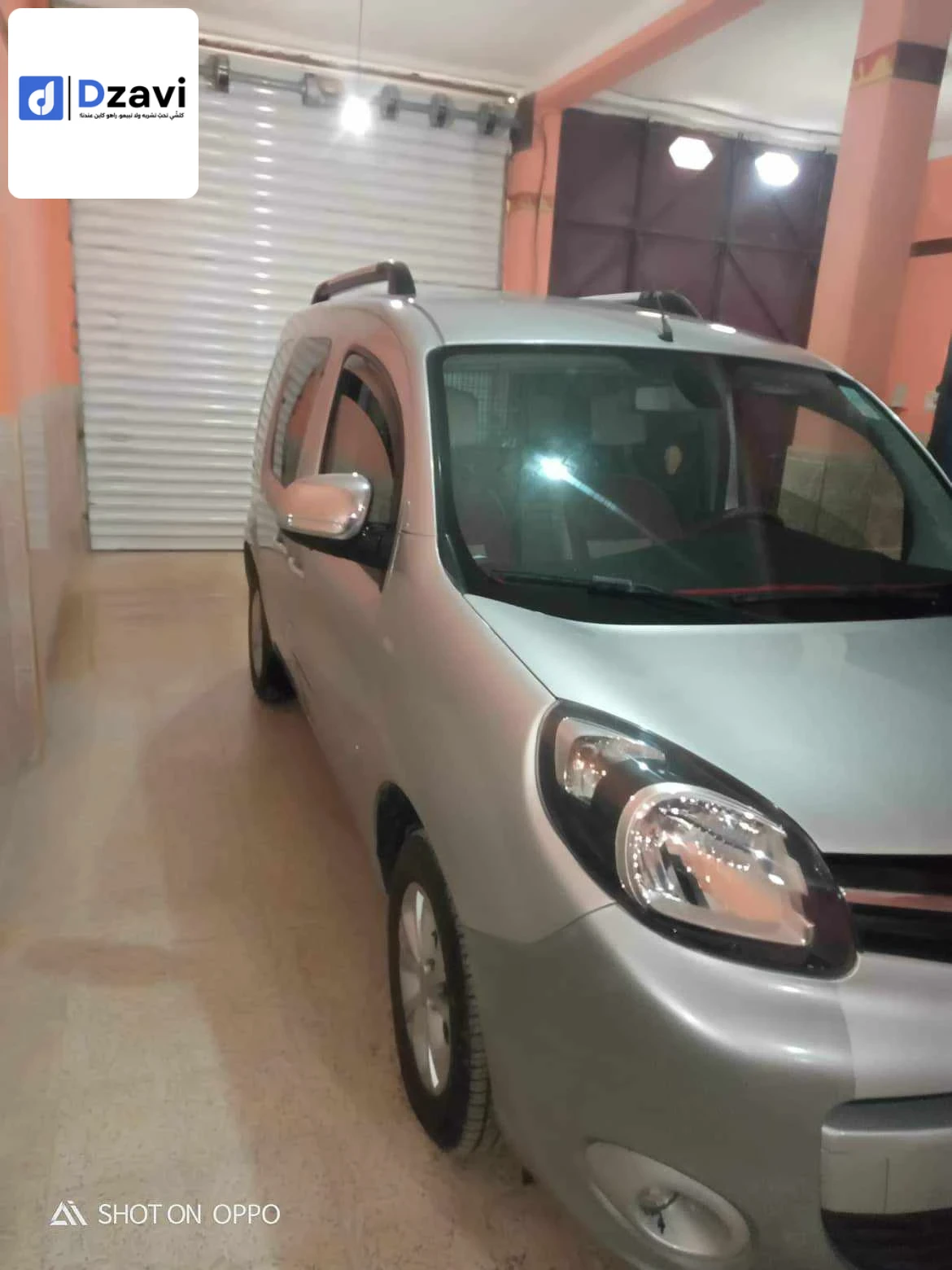 Voitures Renault à 48 RELIZANE