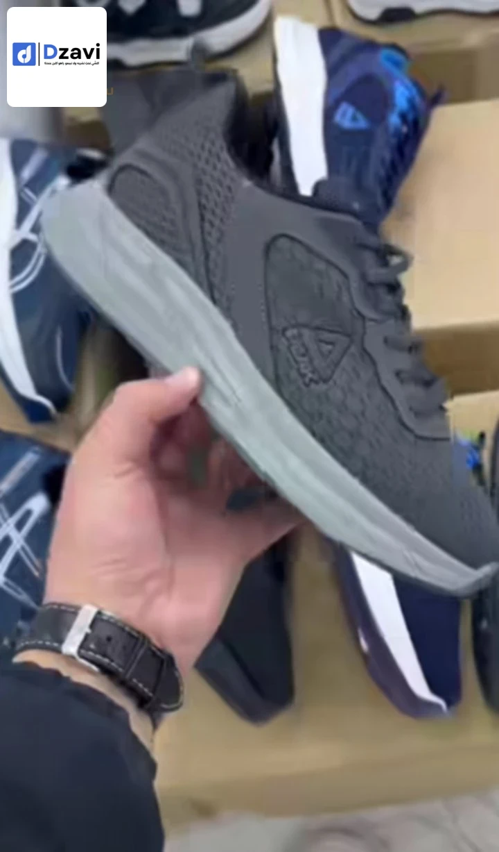 Chaussure à vendre à 23 ANNABA