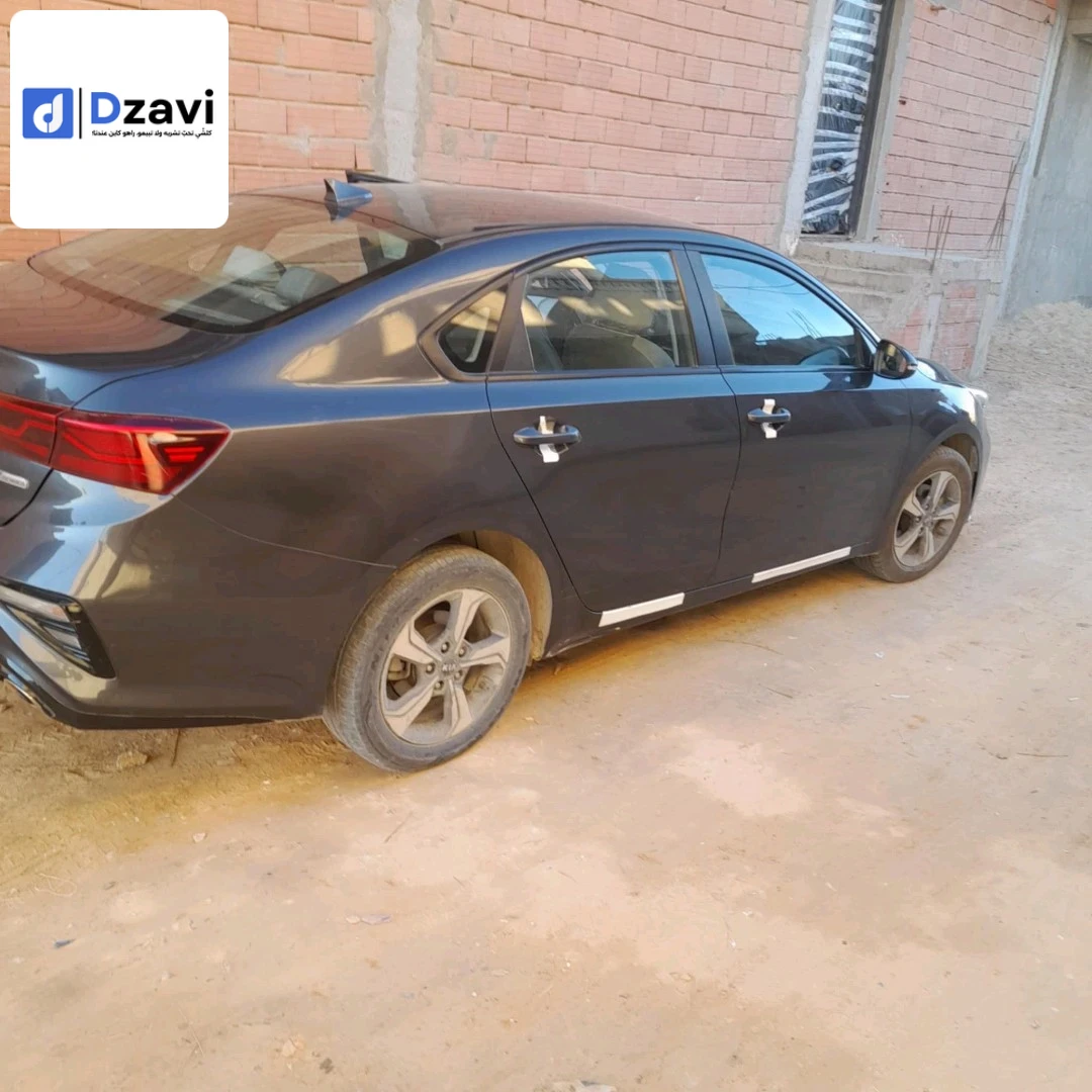 Renault SYMBOL 2016 5 BATNA 