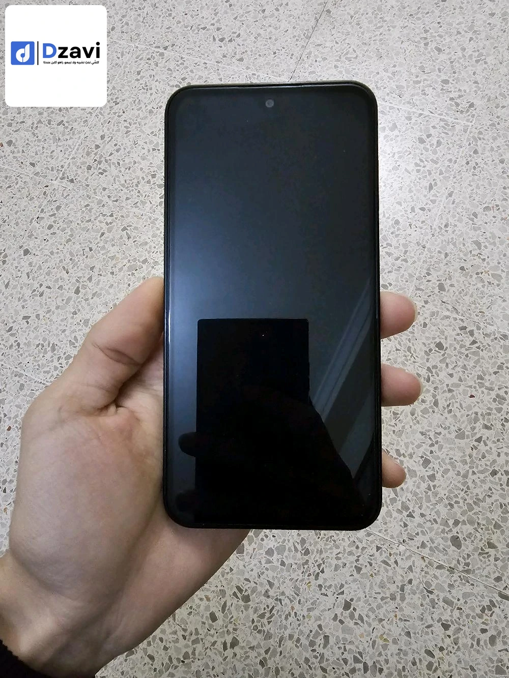 samsung galaxy m35: stockage 128g Ram 6g batterie 6000mA 2 puces