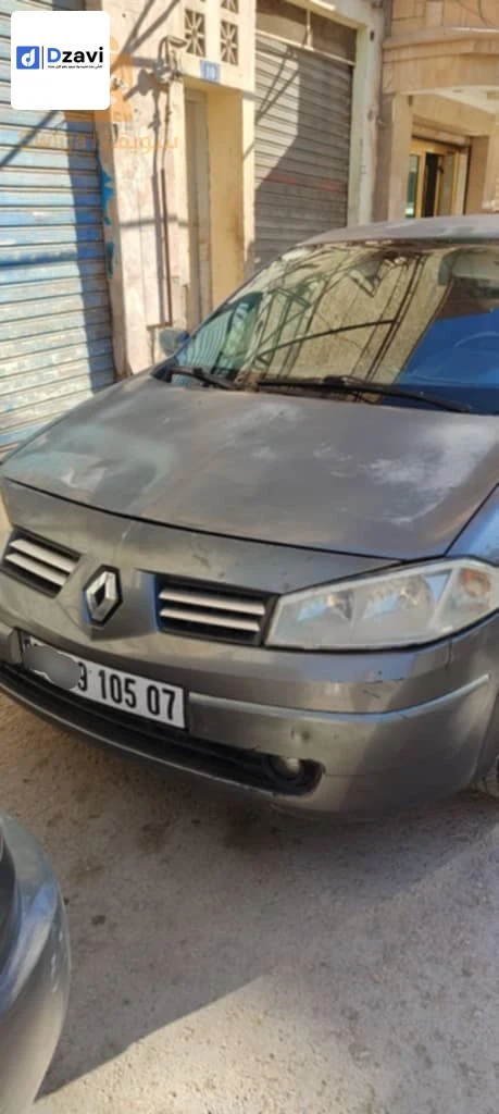 Voitures Renault à 7 BISKRA