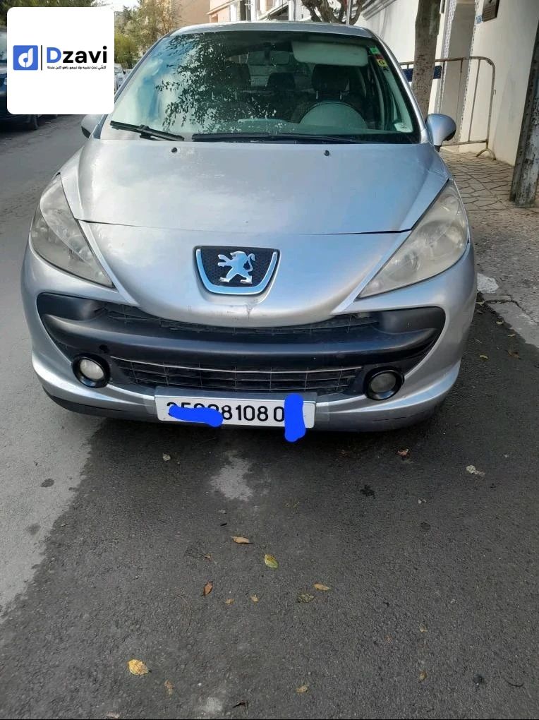Voitures Peugeot à 16 ALGER