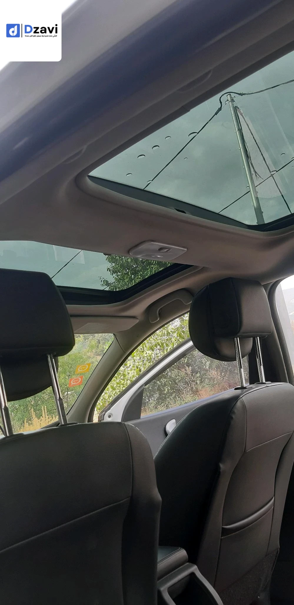 Voitures Renault à 15 TIZI OUZOU