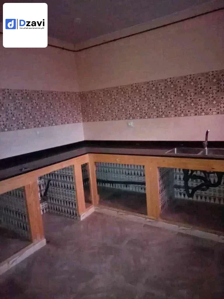 Maisons Traditionnelles À vendre à 23 ANNABA superficie 135 m2