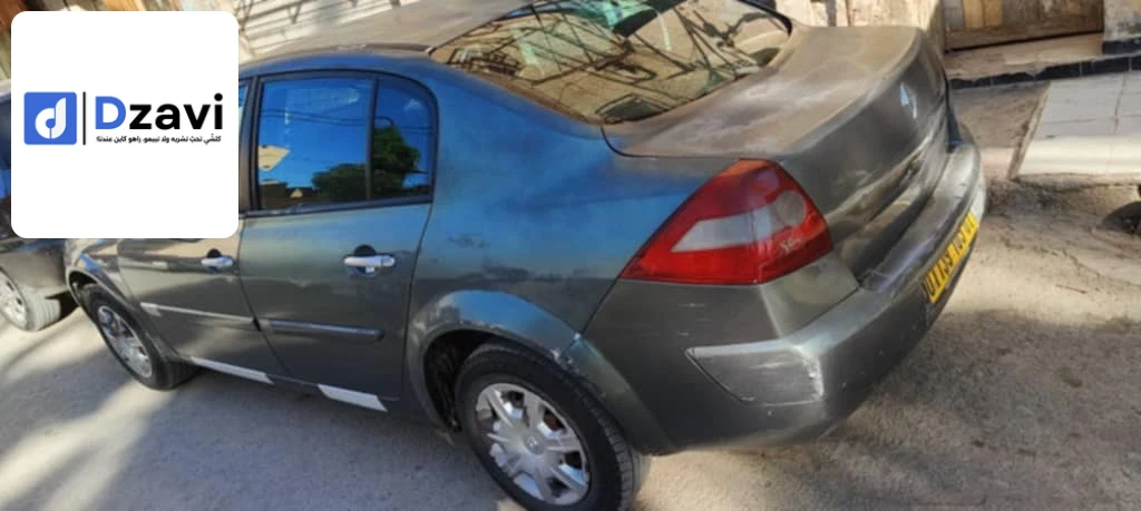Voitures Renault à 7 BISKRA