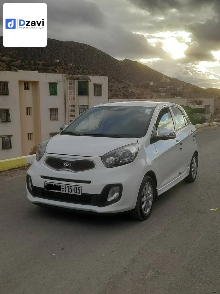 Voitures Kia à 5 BATNA