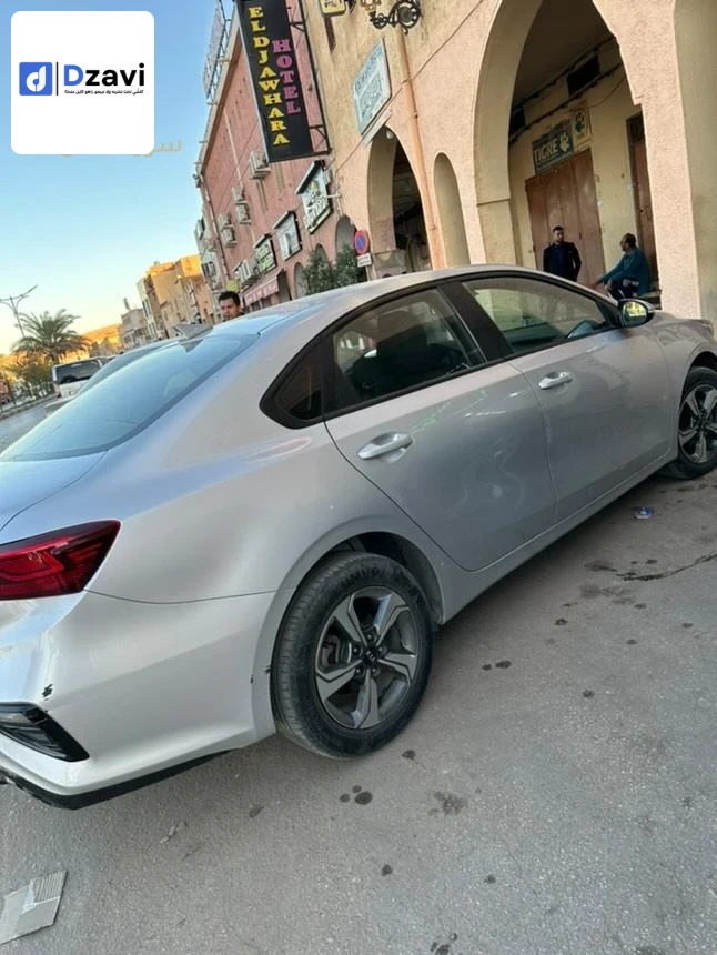 Voitures Kia à 47 GHARDAIA