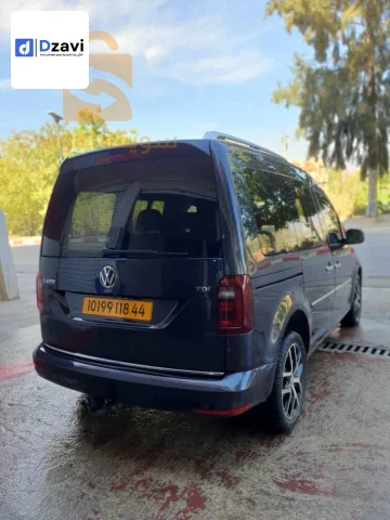 Voitures Volkswagen à 15 TIZI OUZOU