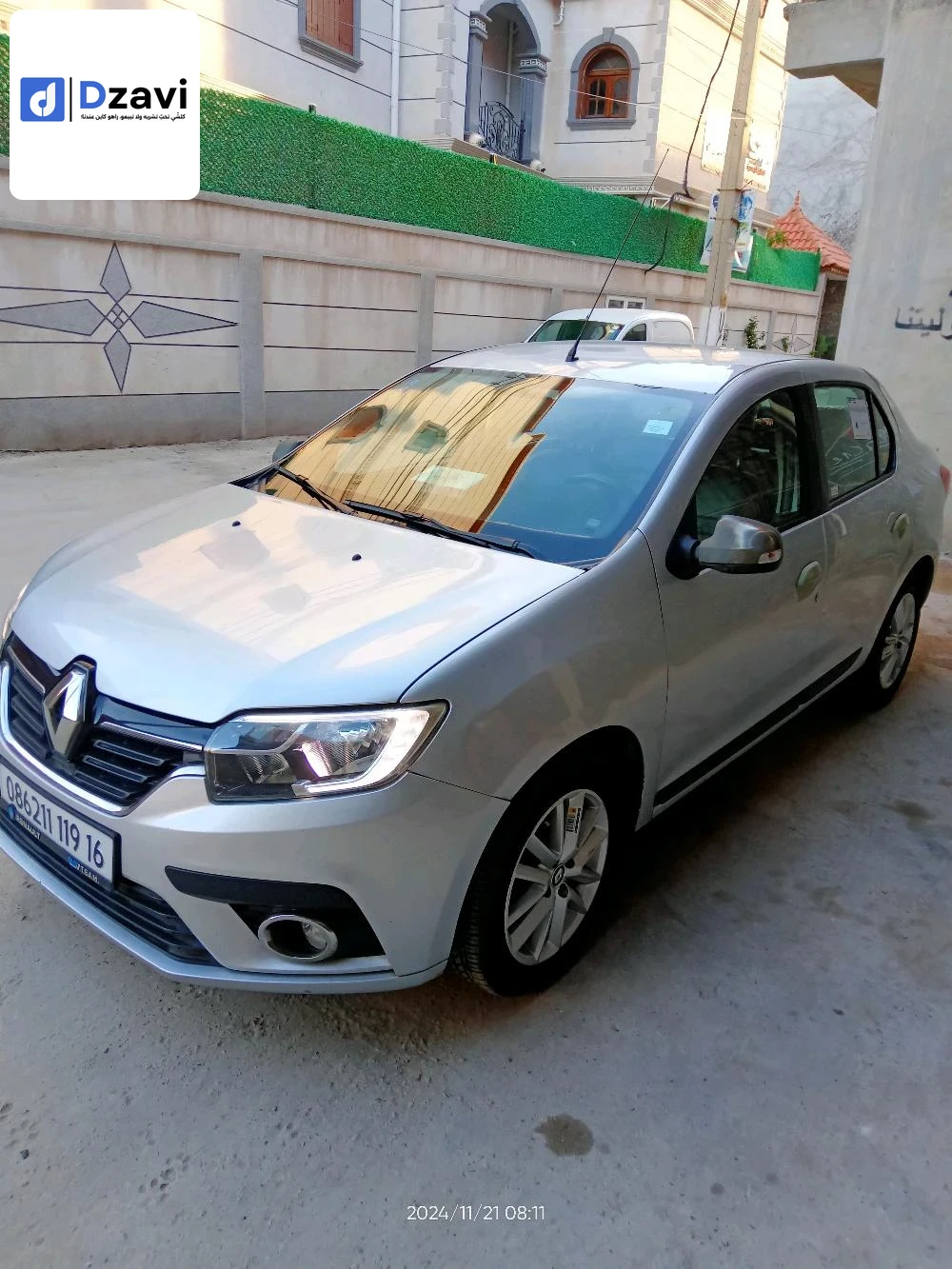 Voitures Renault à 16 ALGER