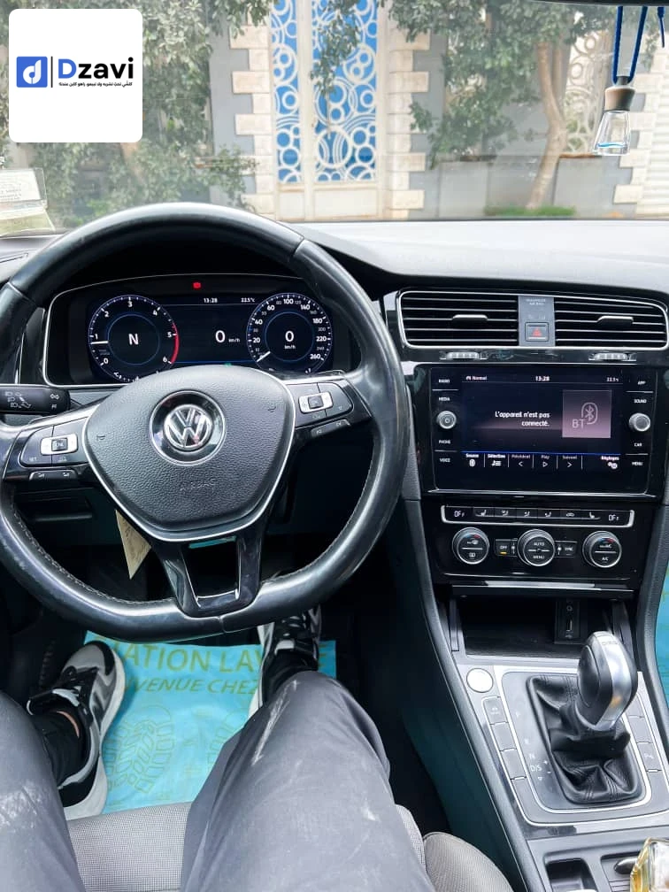 Voitures Volkswagen à 31 ORAN