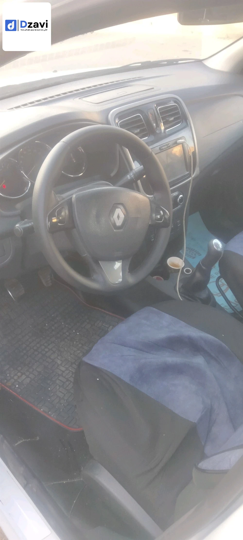 Voitures Renault à 16 ALGER